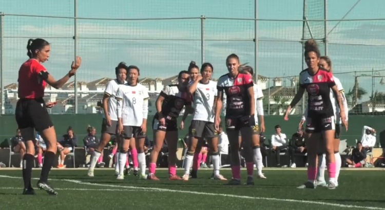  唐佳麗梅開(kāi)二度、邵子欽破門，中國(guó)女足3-2擊敗Alhama俱樂(lè)部女足