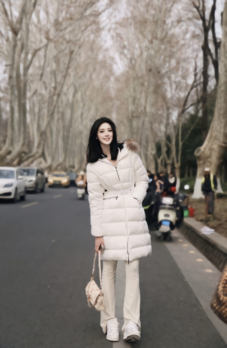  煙雨下江南！卓識(shí)游南京：卿言一句梧桐美 吾種梧桐滿京城