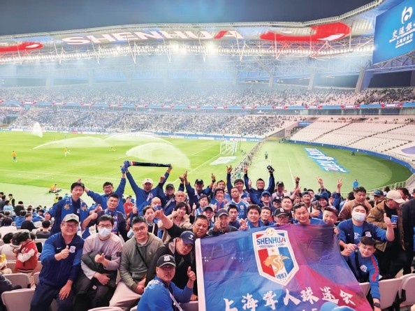  東體介紹上海聾人球迷會：最安靜的助威，最“響亮”的看臺