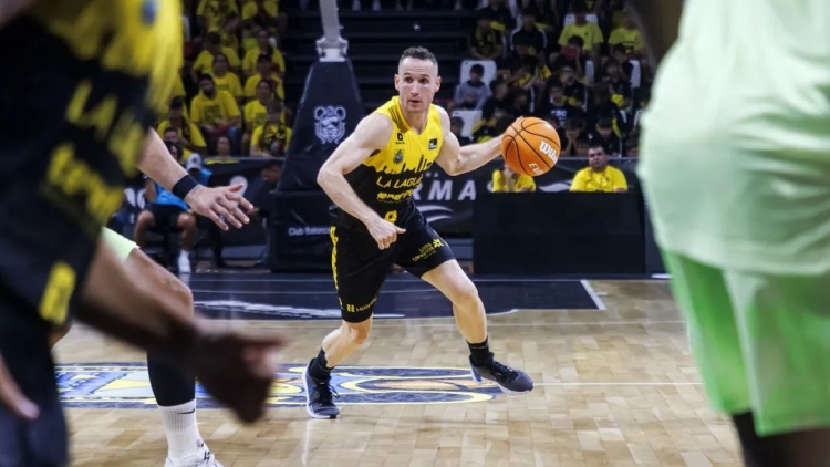  NBA初代老六，42歲進(jìn)入生涯巔峰？！