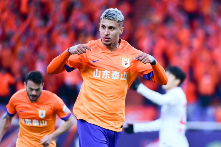  克雷桑：今天我們有理由慶祝，五外援對提升勝率會有非常大的幫助