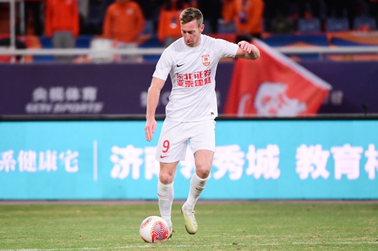  熱身賽：長春亞泰2-1青島海牛 貝里奇、奧莫伊胡安弗破門???