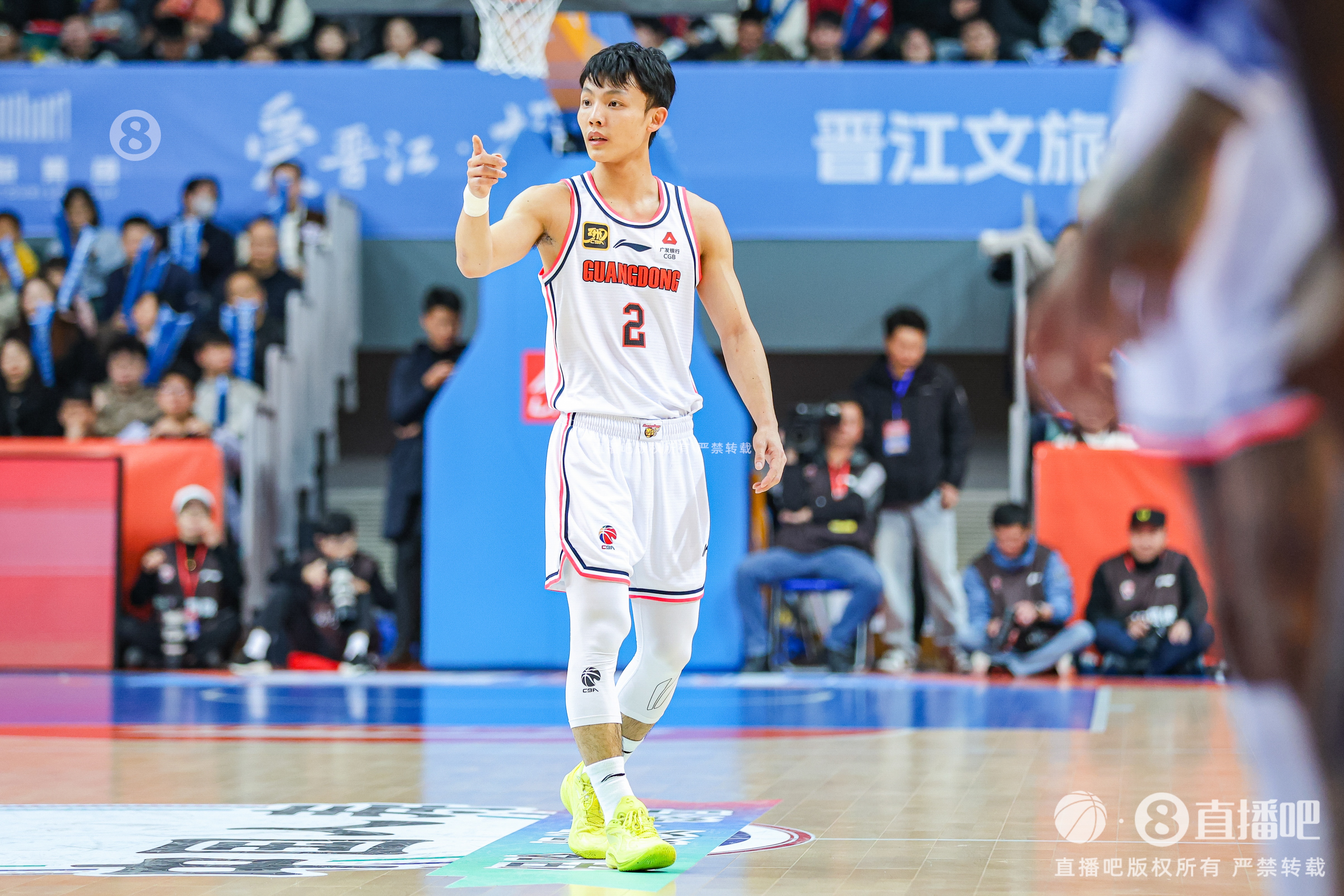  徐杰：身高不是打籃球的唯一標準 努力、勤奮、自律也是天賦